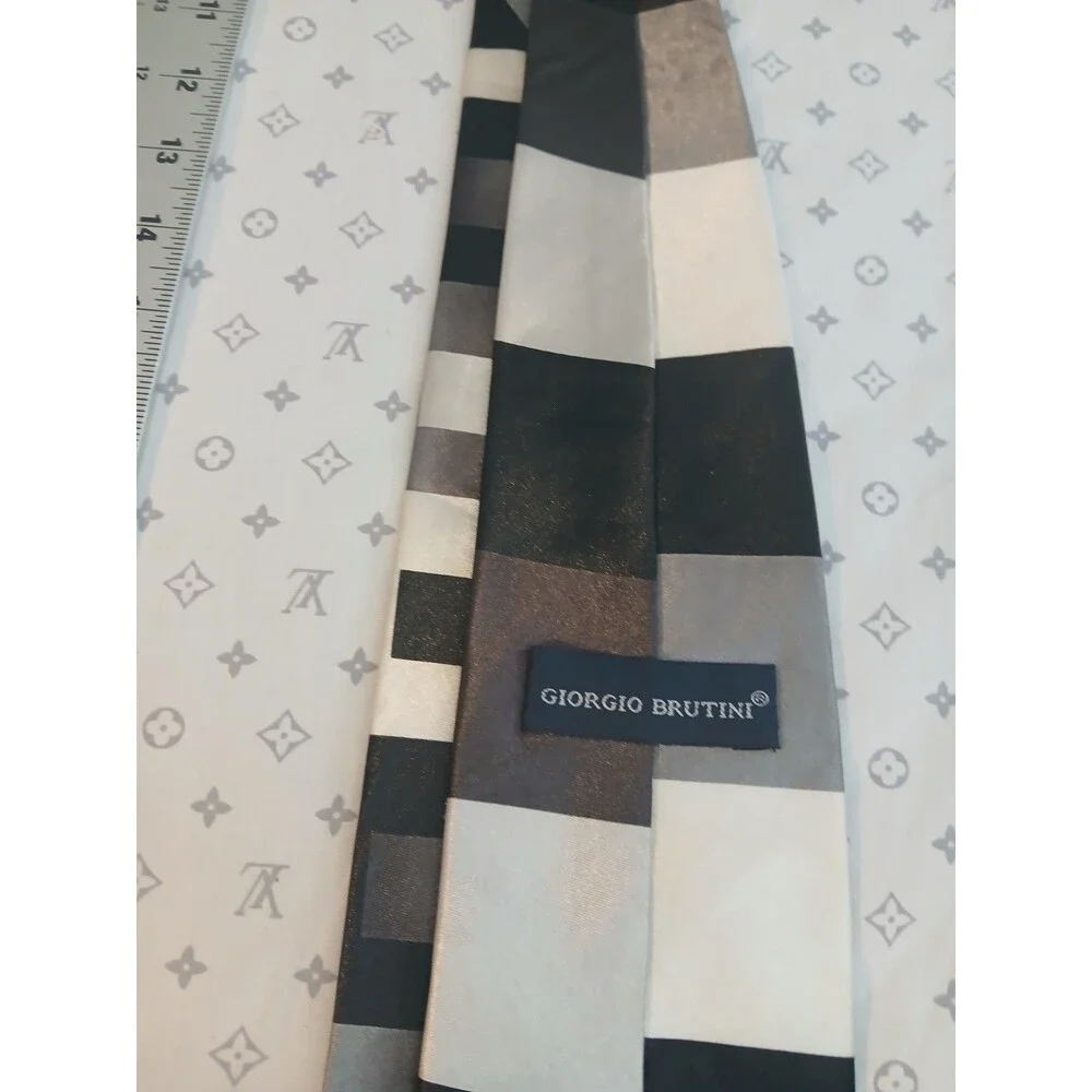 Giorgio Brutini 100% Silk Extra Long Tie Black Beige Brown